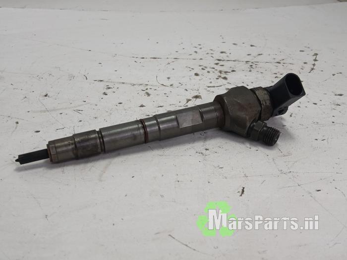 Usagé Injecteurs Volkswagen Golf VII (AUA) 2.0 TDI 16V Prix € 60,00 Règlement à la marge proposé par Autodemontagebedrijf De Mars