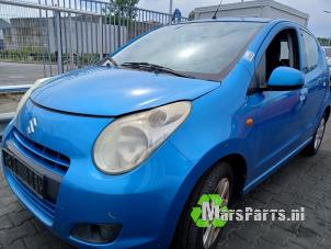 Begagnade Spindel, vänster fram Suzuki Alto 1.0 12V Pris € 40,00 Marginaltabell erbjuds av Autodemontagebedrijf De Mars