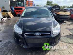 Begagnade Främre säkerhetsbälte, vänster Ford Focus 3 Wagon 1.0 Ti-VCT EcoBoost 12V 125 Pris € 100,00 Marginaltabell erbjuds av Autodemontagebedrijf De Mars