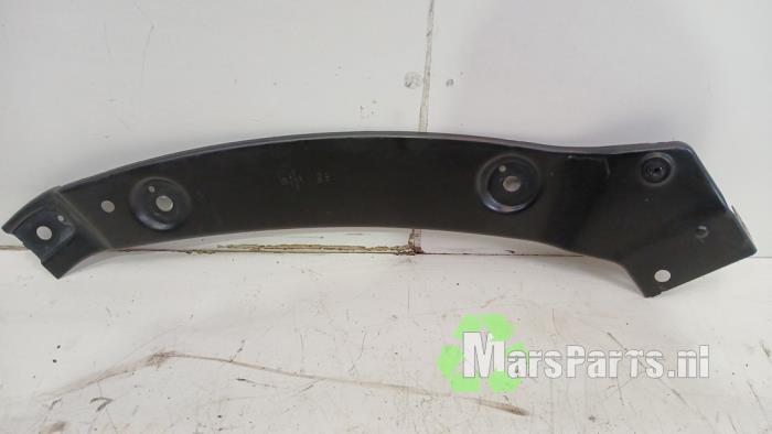 Radiator support bracket