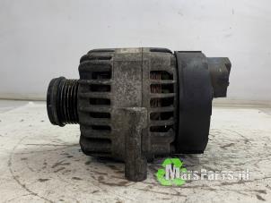 Dynamo van een Opel Combo 1.3 CDTI 16V ecoFlex 2013