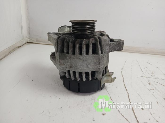 Begagnade Dynamo Peugeot 107 1.0 12V Pris € 50,00 Marginaltabell erbjuds av Autodemontagebedrijf De Mars