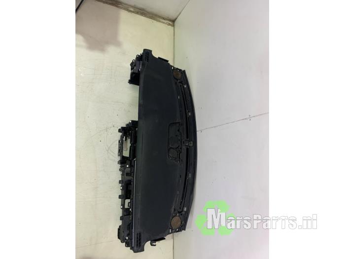 Usados Salpicadero Jeep Compass II (MP) 1.3 4XE 240 16V 4x4 Precio € 350,00 Norma de margen ofrecido por Autodemontagebedrijf De Mars