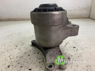 Engine mount from a Ford Transit Custom 2.2 TDCi 16V 2016