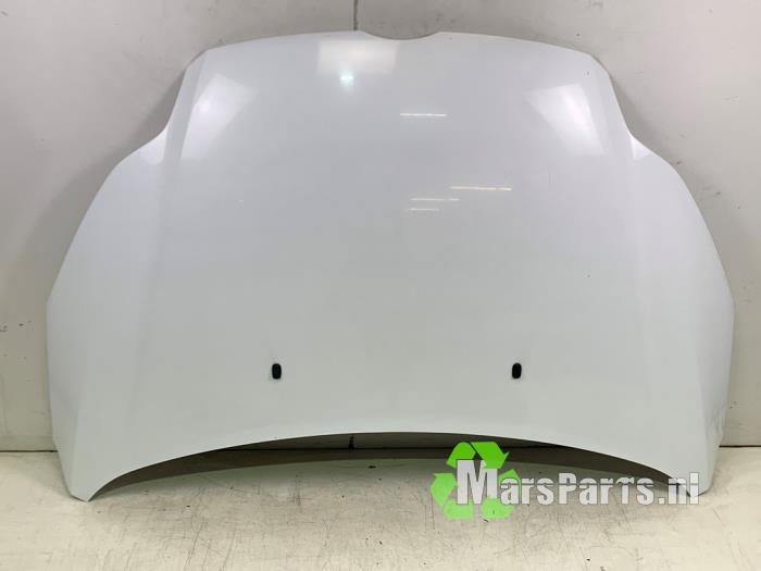 Używane Maska Ford Focus 3 Wagon 1.0 Ti-VCT EcoBoost 12V 100 Cena € 160,00 Procedura marży oferowane przez Autodemontagebedrijf De Mars