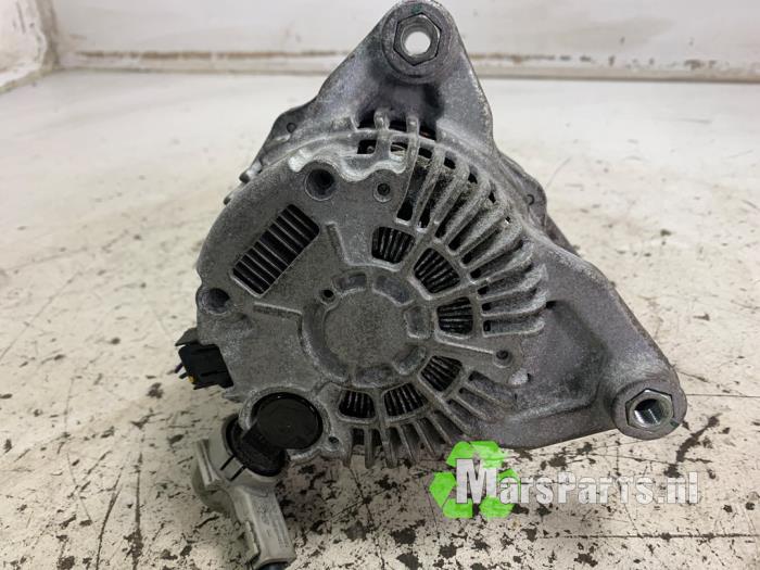 Begagnade Dynamo Mazda CX-3 (DJ/DK) 2.0 SkyActiv-G 120 Pris € 75,00 Marginaltabell erbjuds av Autodemontagebedrijf De Mars