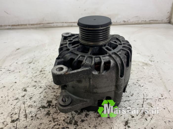 Gebrauchte Dynamo Opel Grandland (X) 1.2 Turbo 12V Preis € 70,00 Margenregelung angeboten von Autodemontagebedrijf De Mars