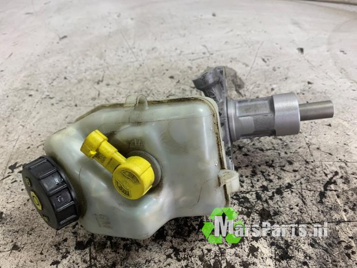 Gebrauchte Hauptbremszylinder Opel Astra J (PC6/PD6/PE6/PF6) 1.4 Turbo 16V Preis € 25,00 Margenregelung angeboten von Autodemontagebedrijf De Mars