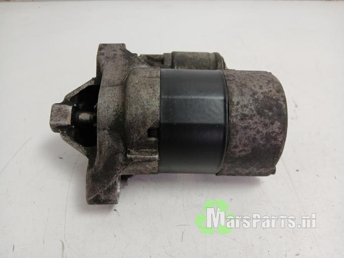 Begagnade Startmotor Renault Twingo II (CN) 1.2 Pris € 20,00 Marginaltabell erbjuds av Autodemontagebedrijf De Mars