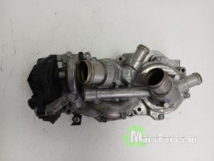 Vattenpump från en Skoda Kamiq 1.5 TSI 16V 2020