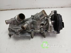 Vattenpump från en Skoda Kamiq 1.5 TSI 16V 2020