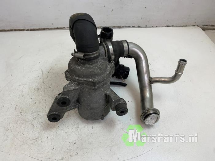 Begagnade Extra vattenpump BMW 3 serie Touring (E91) 318i 16V Pris € 80,00 Marginaltabell erbjuds av Autodemontagebedrijf De Mars