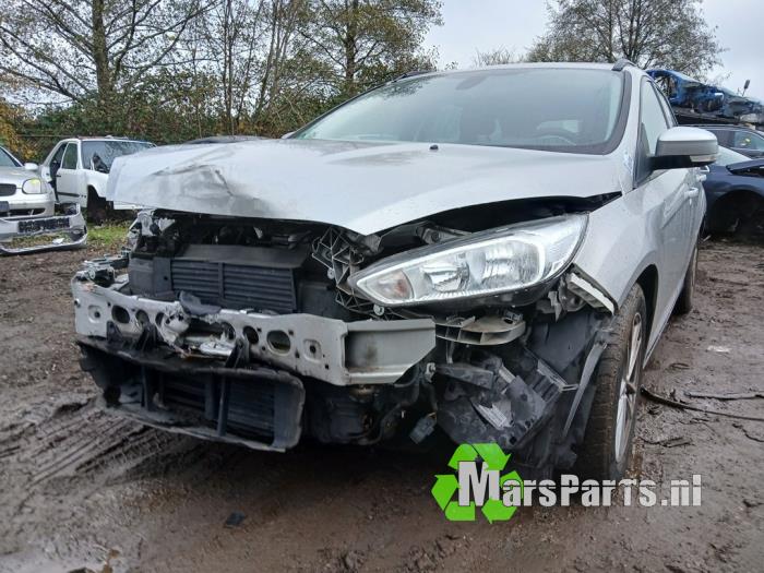 Usagé Boîte de vitesse Ford Focus 3 Wagon 1.0 Ti-VCT EcoBoost 12V 100 Prix € 400,00 Règlement à la marge proposé par Autodemontagebedrijf De Mars
