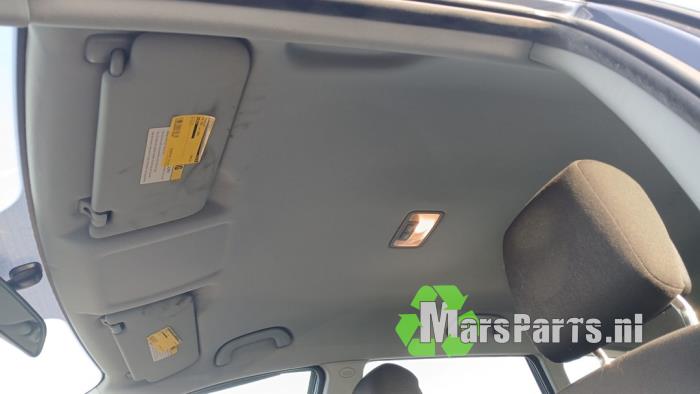 Używane Podsufitka Kia Cee'd Sporty Wagon (EDF) 1.4 16V Cena € 75,00 Procedura marży oferowane przez Autodemontagebedrijf De Mars