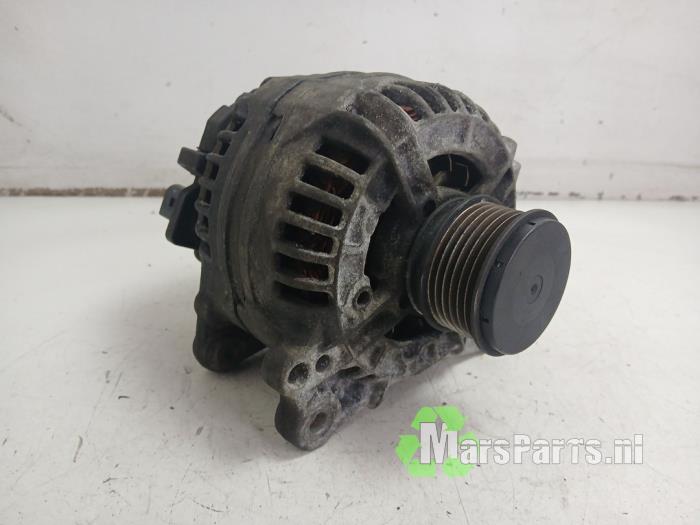 Begagnade Dynamo Volkswagen Golf V Variant (1K5) 1.6 Pris € 35,00 Marginaltabell erbjuds av Autodemontagebedrijf De Mars