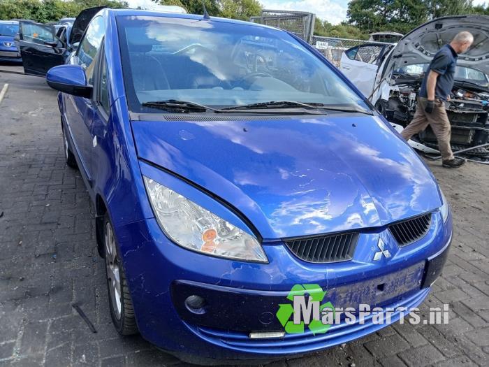 Gebrauchte Antriebswelle links vorne Mitsubishi Colt CZC 1.5 16V Preis € 50,00 Margenregelung angeboten von Autodemontagebedrijf De Mars