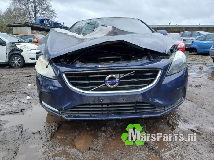 Gebrauchte Getriebe Volvo V40 (MV) 2.0 D2 16V Preis € 400,00 Margenregelung angeboten von Autodemontagebedrijf De Mars