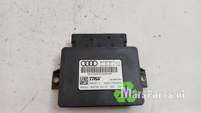 Używane Modul hamulca postojowego Audi S8 (D4) 4.0 V8 TFSI 32V Cena € 35,00 Procedura marży oferowane przez Autodemontagebedrijf De Mars