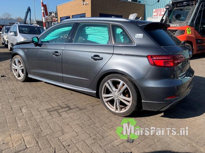 Używane Element karoserii tylny Audi A3 Sportback (8VA/8VF) 1.5 TFSI 16V Cena na żądanie oferowane przez Autodemontagebedrijf De Mars