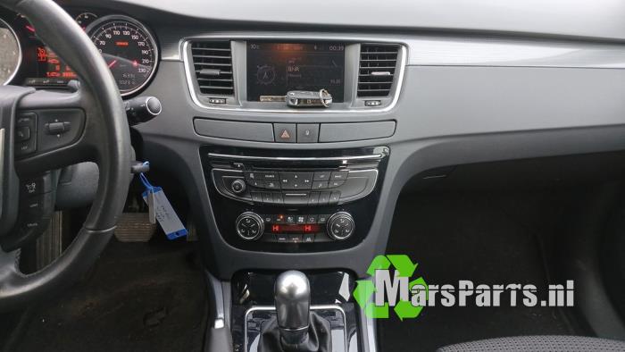 Begagnade Handskfack Peugeot 508 SW (8E/8U) 1.6 HDiF 16V Pris € 35,00 Marginaltabell erbjuds av Autodemontagebedrijf De Mars