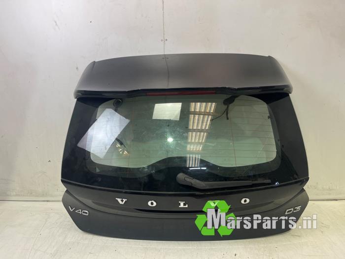 Używane Tylna klapa Volvo V40 Cross Country (MZ) 2.0 D3 20V Cena € 150,00 Procedura marży oferowane przez Autodemontagebedrijf De Mars