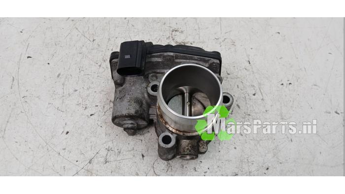 Używane Przepustnica Ford Fiesta 6 (JA8) 1.0 Ti-VCT 12V 65 Cena € 40,00 Procedura marży oferowane przez Autodemontagebedrijf De Mars