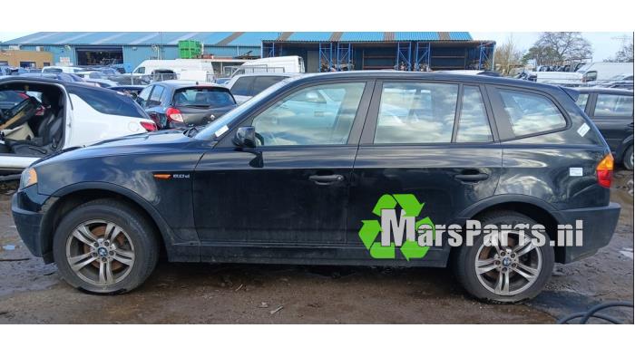Gebrauchte Antriebswelle links vorne BMW X3 (E83) 2.0d 16V Preis € 70,00 Margenregelung angeboten von Autodemontagebedrijf De Mars