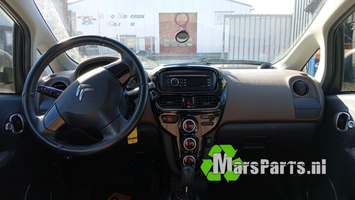 Używane Stacyjka + Kluczyk Citroen C-Zero 16 kWh Cena € 100,00 Procedura marży oferowane przez Autodemontagebedrijf De Mars