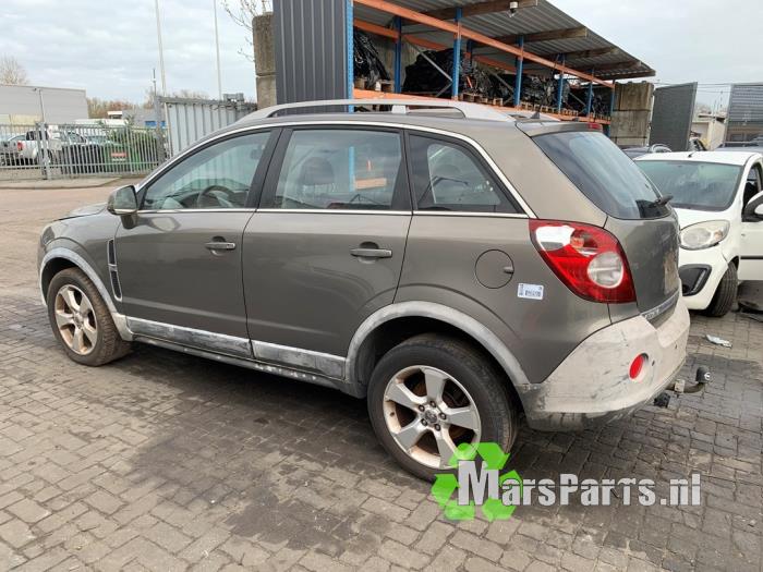 Używane Próg lewy Opel Antara (LA6) 2.0 CDTI 16V 4x4 Cena € 250,00 Procedura marży oferowane przez Autodemontagebedrijf De Mars