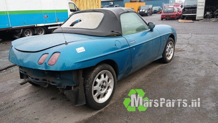 Używane Dach Fiat Barchetta (183) 1.8 16V Cena € 250,00 Procedura marży oferowane przez Autodemontagebedrijf De Mars