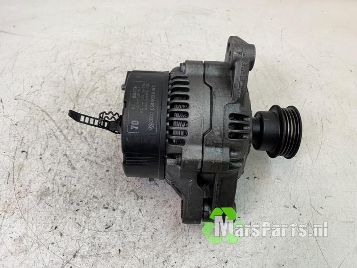 Usagé Dynamo Audi 80 (B4) 2.0 E Prix € 45,00 Règlement à la marge proposé par Autodemontagebedrijf De Mars