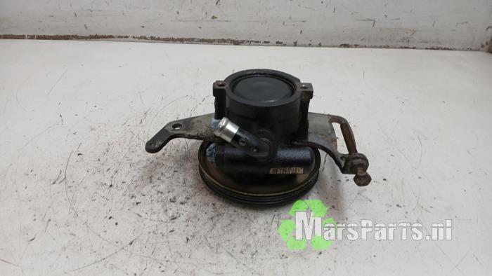 Usagé Pompe clim Fiat Multipla (186) 1.6 16V 100 SX,ELX Prix € 60,00 Règlement à la marge proposé par Autodemontagebedrijf De Mars