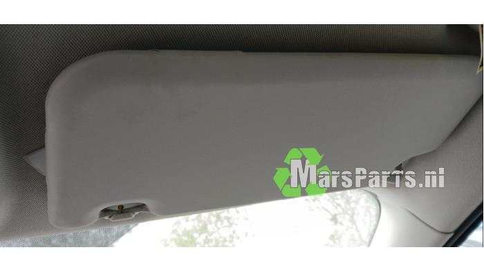 Begagnade Solskydd Ford Focus 3 Wagon 1.0 Ti-VCT EcoBoost 12V 100 Pris € 30,00 Marginaltabell erbjuds av Autodemontagebedrijf De Mars