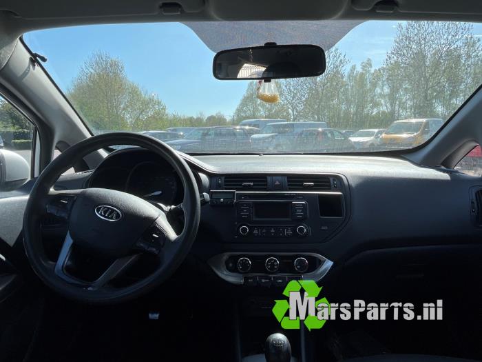 Używane Stacyjka + Kluczyk Kia Rio III (UB) 1.1 CRDi VGT 12V Cena € 50,00 Procedura marży oferowane przez Autodemontagebedrijf De Mars