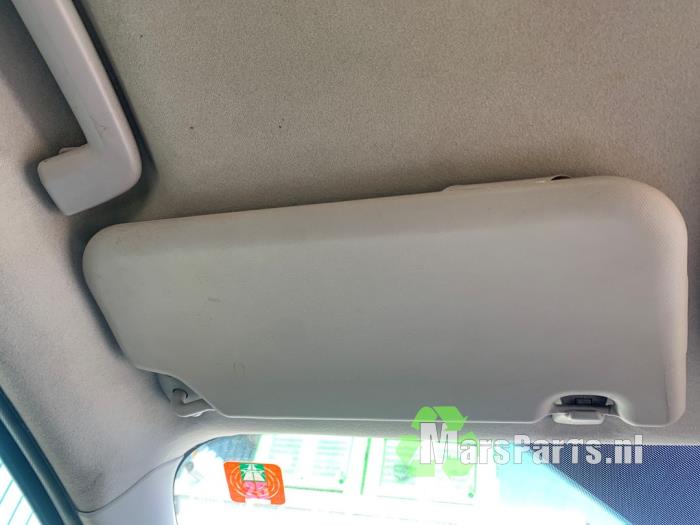 Begagnade Solskydd Ford Focus 3 Wagon 1.6 SCTi 16V Pris € 30,00 Marginaltabell erbjuds av Autodemontagebedrijf De Mars