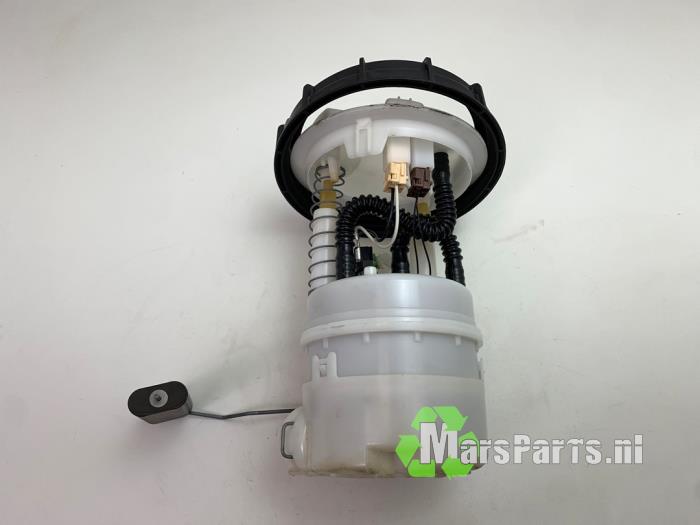 Gebrauchte Benzinpumpe Renault Captur I (2R) 0.9 Energy TCE 12V Preis € 42,00 Margenregelung angeboten von Autodemontagebedrijf De Mars
