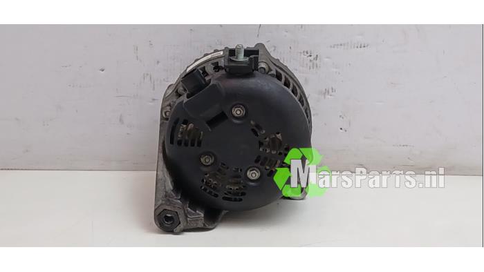 Begagnade Dynamo BMW 3 serie Touring (F31) 318d 2.0 16V Pris € 35,00 Marginaltabell erbjuds av Autodemontagebedrijf De Mars