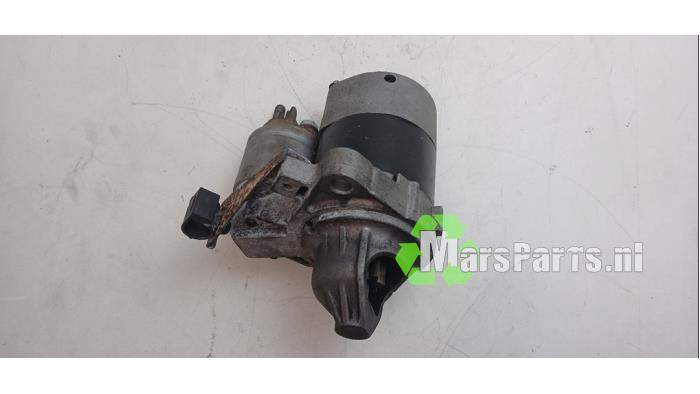 Begagnade Startmotor Toyota Aygo (B10) 1.0 12V VVT-i Pris € 20,00 Marginaltabell erbjuds av Autodemontagebedrijf De Mars