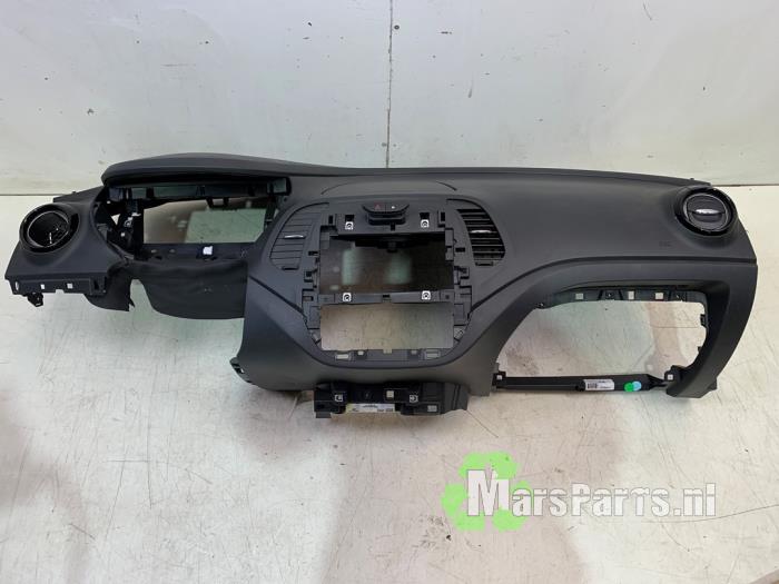 Usados Salpicadero Renault Captur I (2R) 0.9 Energy TCE 12V Precio € 550,00 Norma de margen ofrecido por Autodemontagebedrijf De Mars