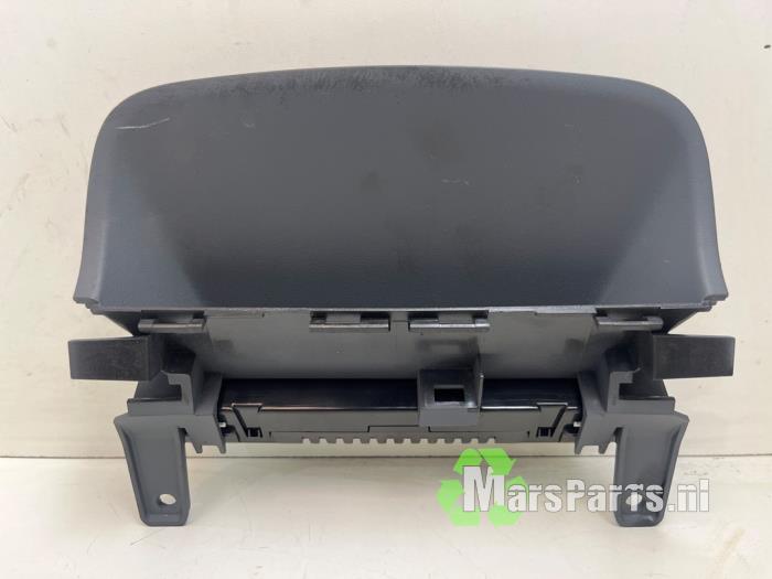 Begagnade Innerdisplay Opel Meriva (B) 1.4 Turbo 16V LPG ecoFLEX Pris € 30,00 Marginaltabell erbjuds av Autodemontagebedrijf De Mars