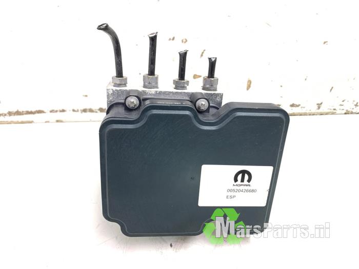 Begagnade ABS-pump Fiat 500 (312) 1.2 Pris € 100,00 Marginaltabell erbjuds av Autodemontagebedrijf De Mars