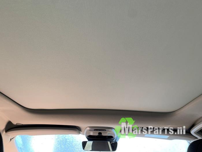 Używane Dach panoramiczny Volvo V40 (MV) 1.5 T3 16V Geartronic Cena na żądanie oferowane przez Autodemontagebedrijf De Mars
