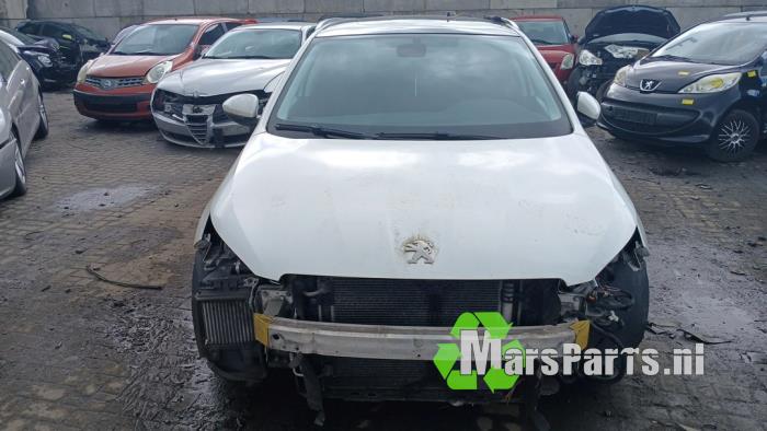Gebrauchte Getriebe Peugeot 308 SW (L4/L9/LC/LJ/LR) 1.6 BlueHDi 120 Preis € 600,00 Margenregelung angeboten von Autodemontagebedrijf De Mars