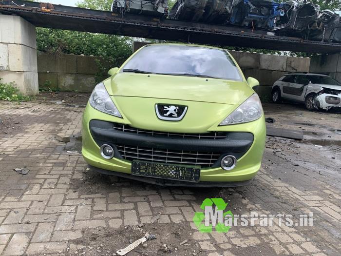 Usados Subchasis Peugeot 207/207+ (WA/WC/WM) 1.4 16V Precio € 50,00 Norma de margen ofrecido por Autodemontagebedrijf De Mars