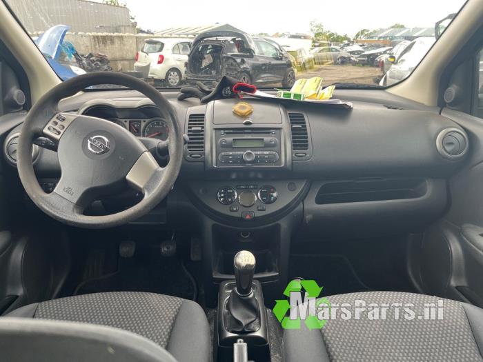 Używane Stacyjka + Kluczyk Nissan Note (E11) 1.4 16V Cena € 40,00 Procedura marży oferowane przez Autodemontagebedrijf De Mars