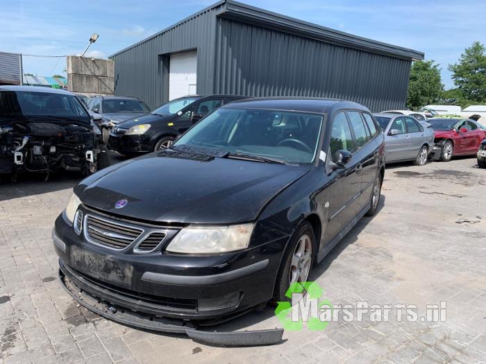 Używane Stacyjka + Kluczyk Saab 9-3 Sport Estate (YS3F) 1.8i 16V Cena € 45,00 Procedura marży oferowane przez Autodemontagebedrijf De Mars