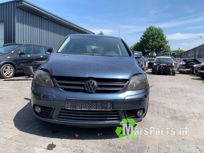 Usagé Faux châssis Volkswagen Golf Plus (5M1/1KP) 2.0 FSI 16V Prix € 45,00 Règlement à la marge proposé par Autodemontagebedrijf De Mars