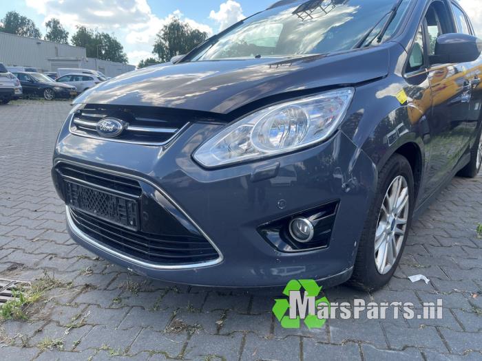 Usados Parachoques Ford Grand C-Max (DXA) 1.0 Ti-VCT EcoBoost 12V 125 Precio € 225,00 Norma de margen ofrecido por Autodemontagebedrijf De Mars