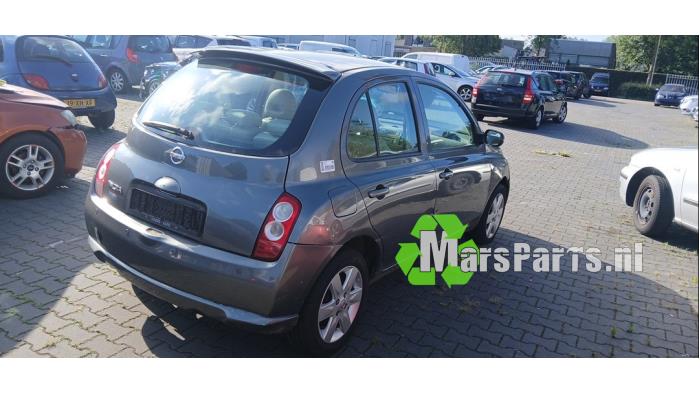 Begagnade Tanklucka Nissan Micra (K12) 1.4 16V Pris € 25,00 Marginaltabell erbjuds av Autodemontagebedrijf De Mars