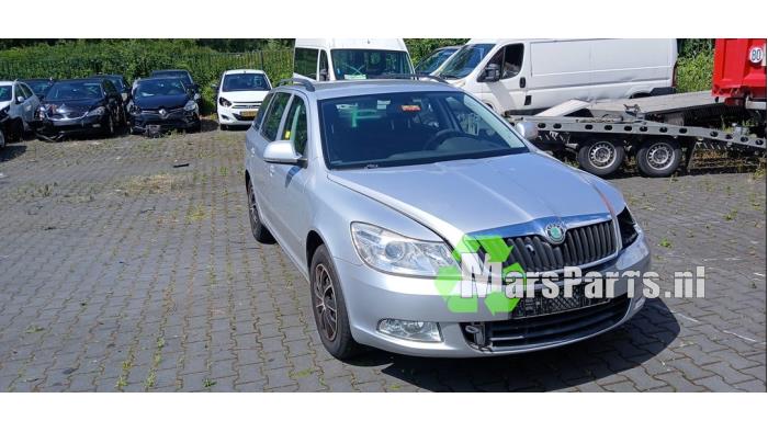 Usados Subchasis Skoda Octavia Combi (1Z5) 1.8 TSI 16V Precio € 45,00 Norma de margen ofrecido por Autodemontagebedrijf De Mars